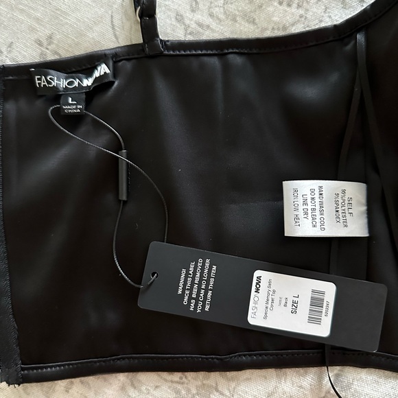 NWT corset top - Picture 3 of 4